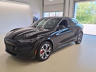 Kaufe FORD MUSTANG MACH-E 99KWH ER PREMIU bei Ayvens Carmarket