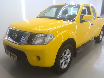 NISSAN Navara 2016 — авто из Европы под ключ