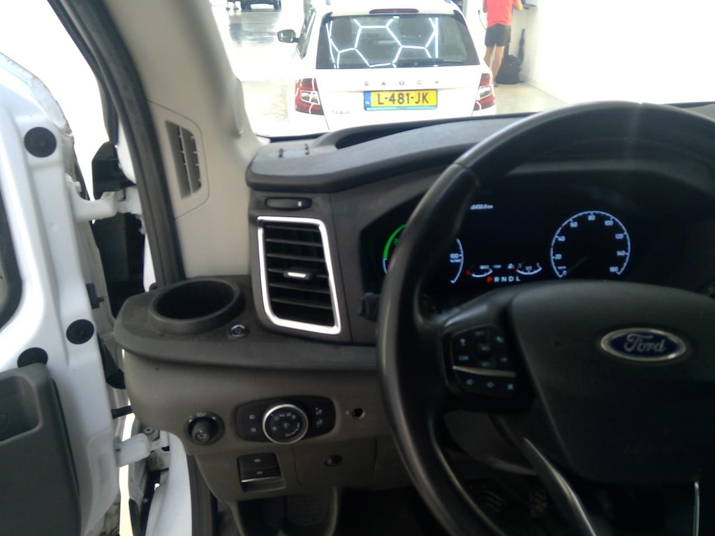 Foto 20 van Ford E-transit