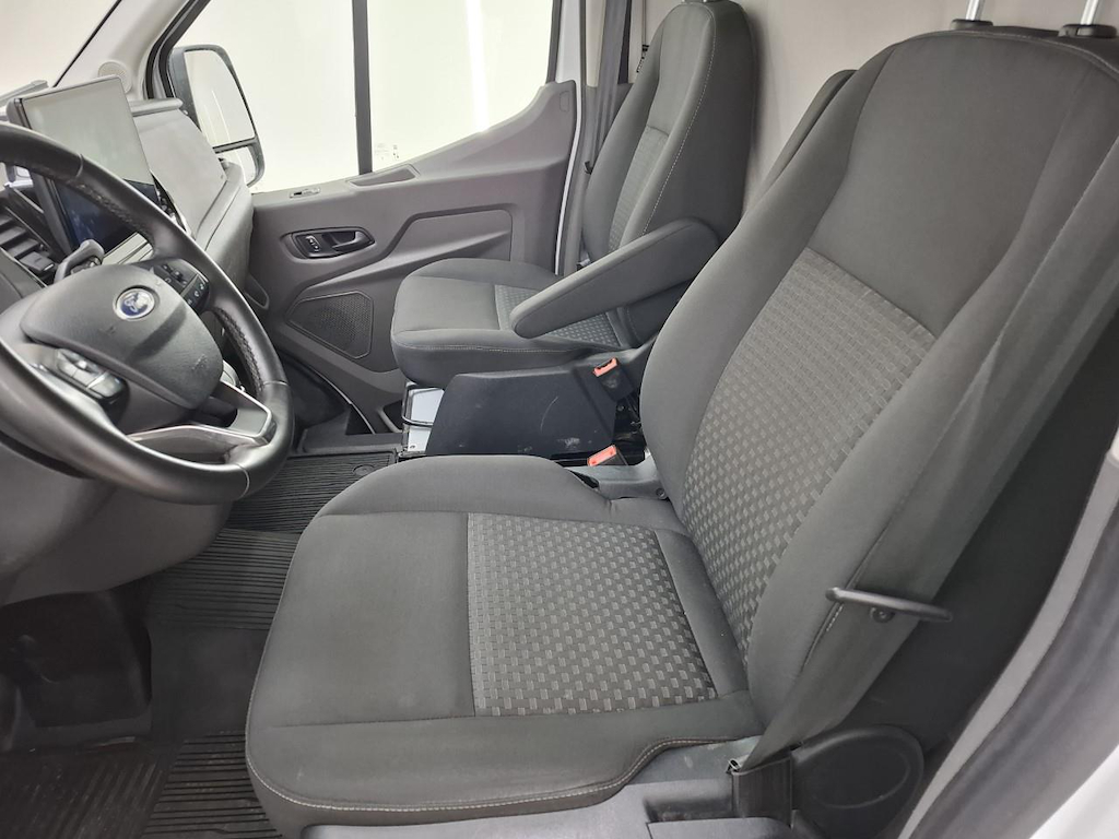 Foto 23 van Ford E-transit