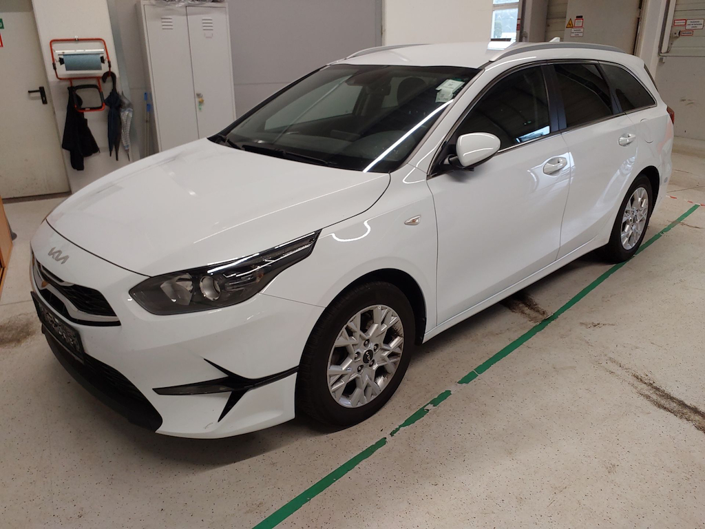 KIA CEED 1.6 CRDI SCR ISG 48VSILBER DCT SW
