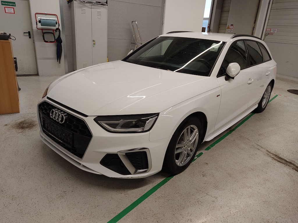 AUDI A4 AVANT 35 TDI S-TRONIC S-LINE