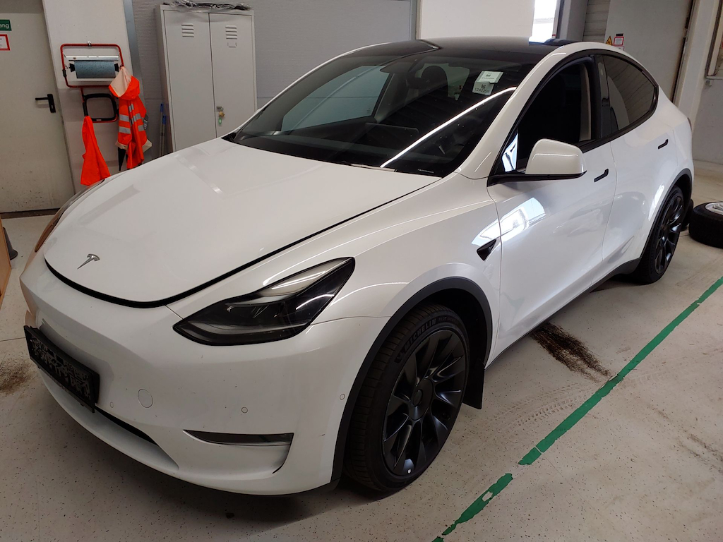 Tesla Model Y MAXIMALE REICHWEITEALLRADANTR.DUALMOTOR