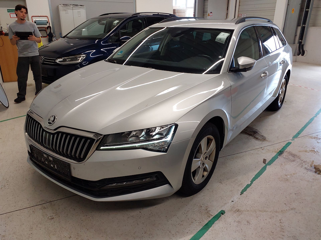 Skoda Superb 150 PS TDI AMBITION7-GANG DSG COMBI