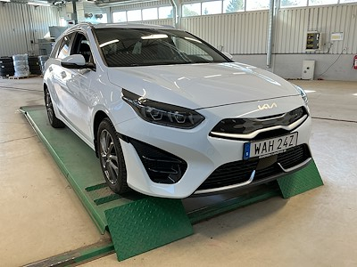 Köp KIA CEED på Ayvens Carmarket