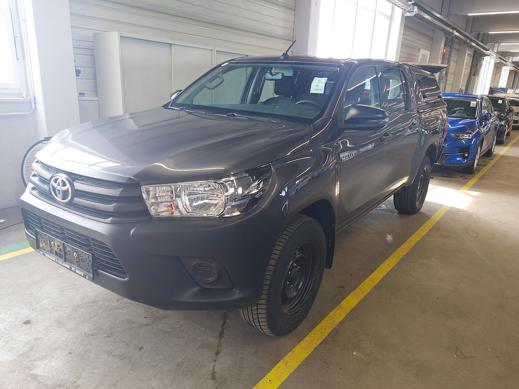 Toyota Hilux 2,4 D-4D DOPPELKABINE COUNTRY