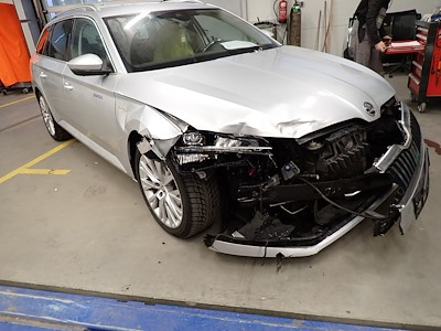 Kup SKODA Superb na Ayvens Carmarket