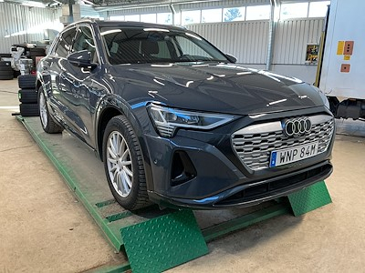 Köp AUDI Q8 E-Tron på Ayvens Carmarket