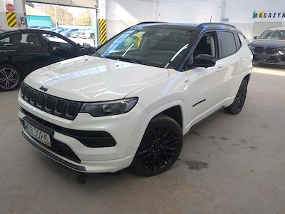 Osta [Merkki] [Malli] osoitteesta Ayvens Carmarket
