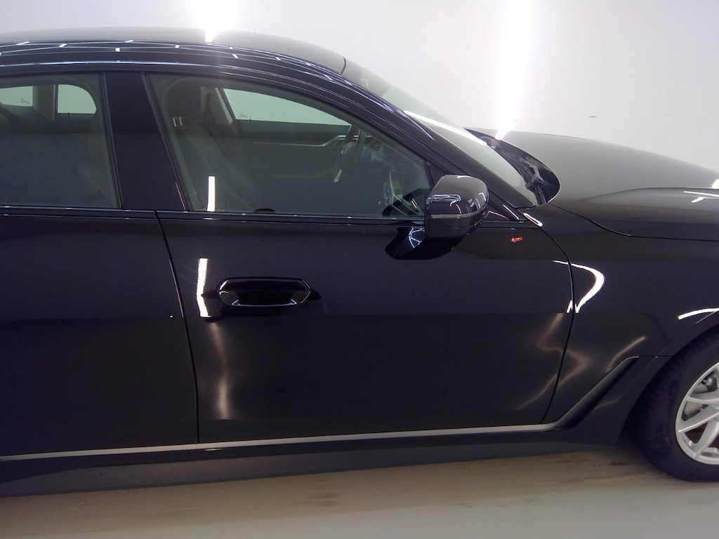 Foto 28 van BMW i4