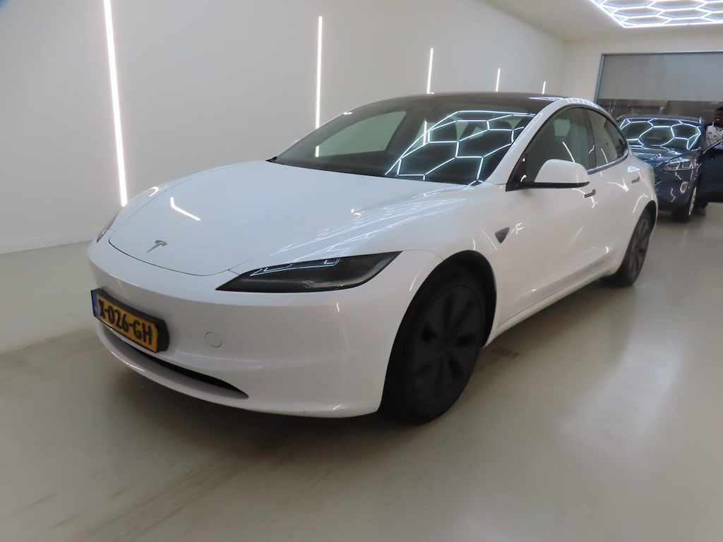 Foto 2 van Tesla Model 3