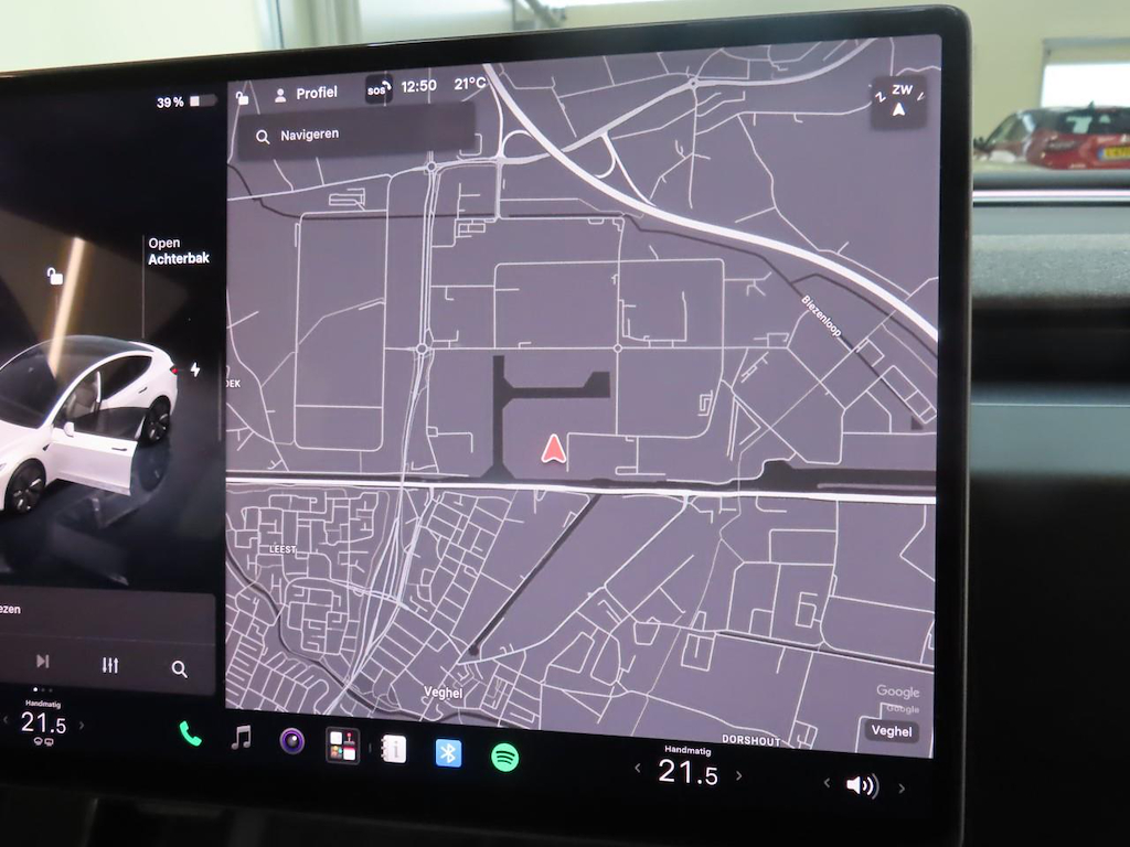 Foto 15 van Tesla Model 3