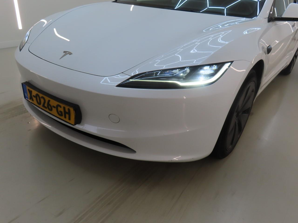 Foto 26 van Tesla Model 3