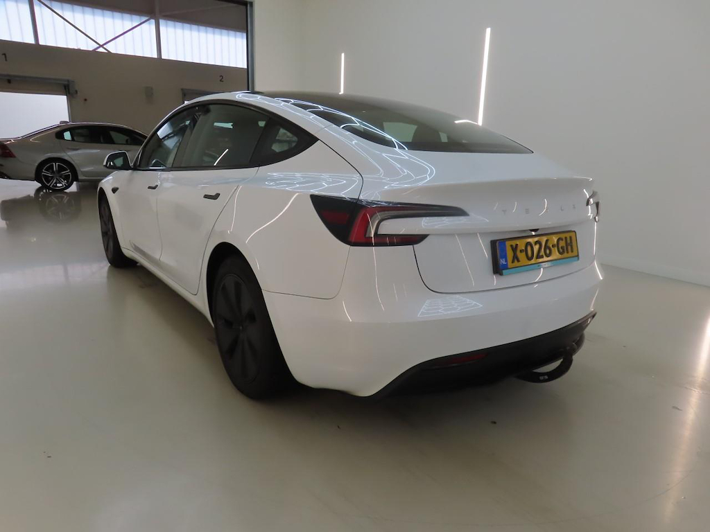 Foto 6 van Tesla Model 3
