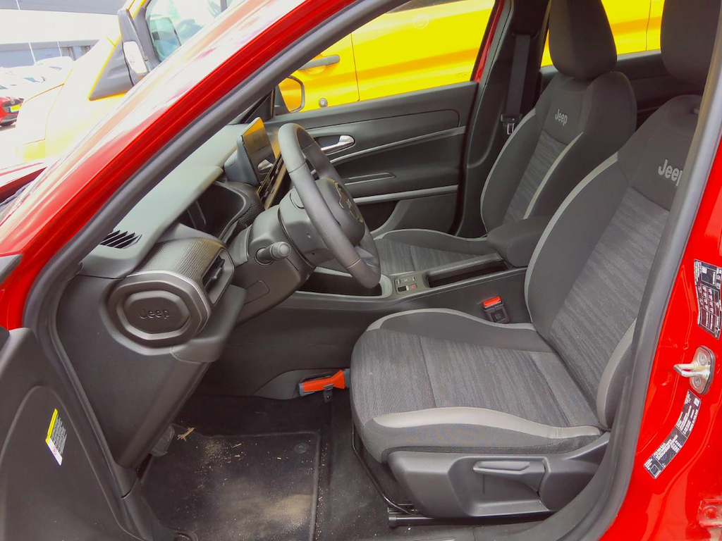 Foto 8 van Jeep Avenger