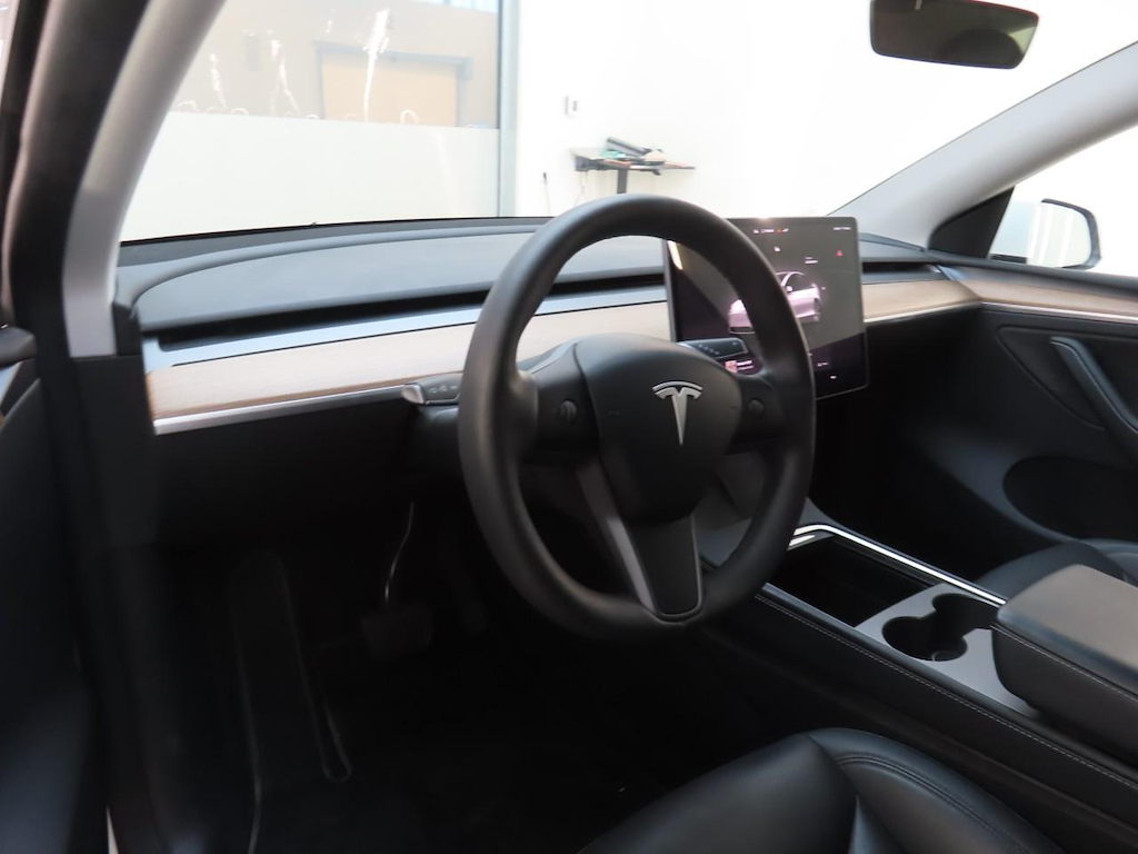 Foto 4 van Tesla Model Y