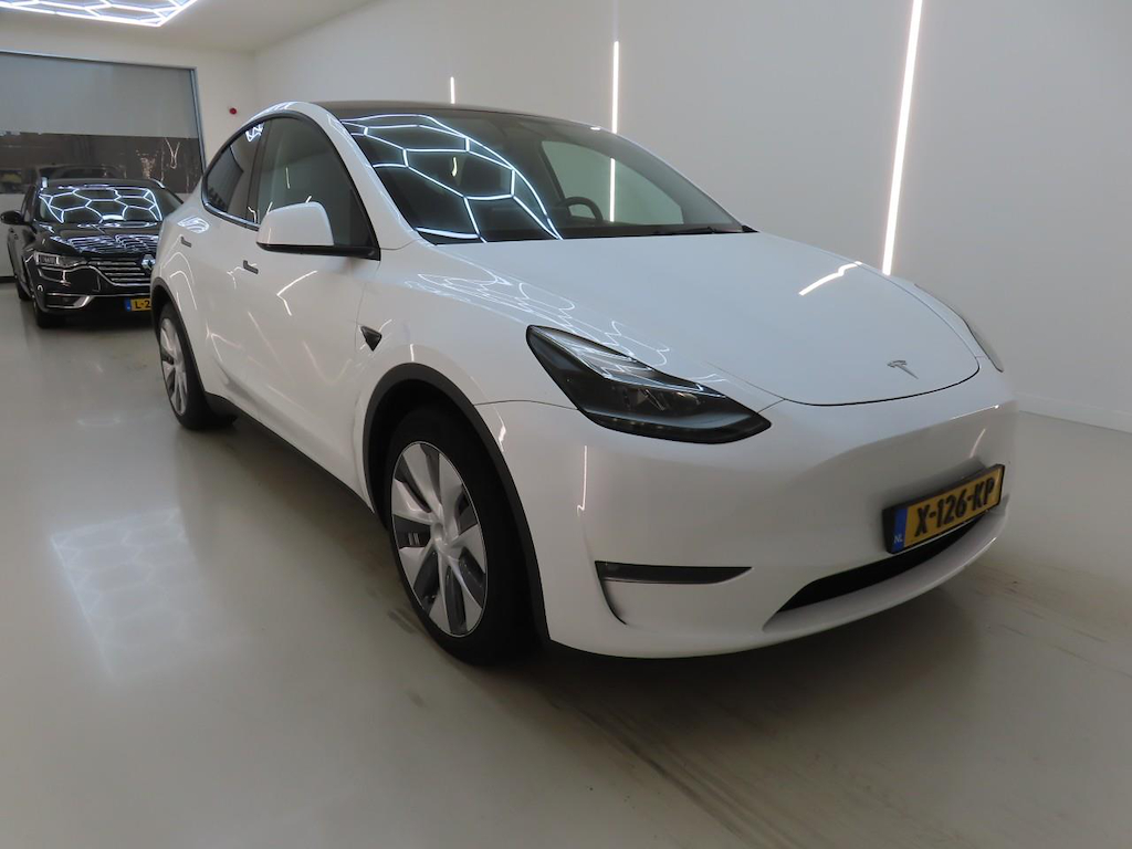 Foto 7 van Tesla Model Y