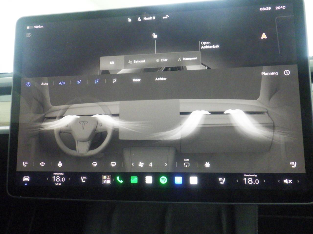 Foto 13 van Tesla Model Y