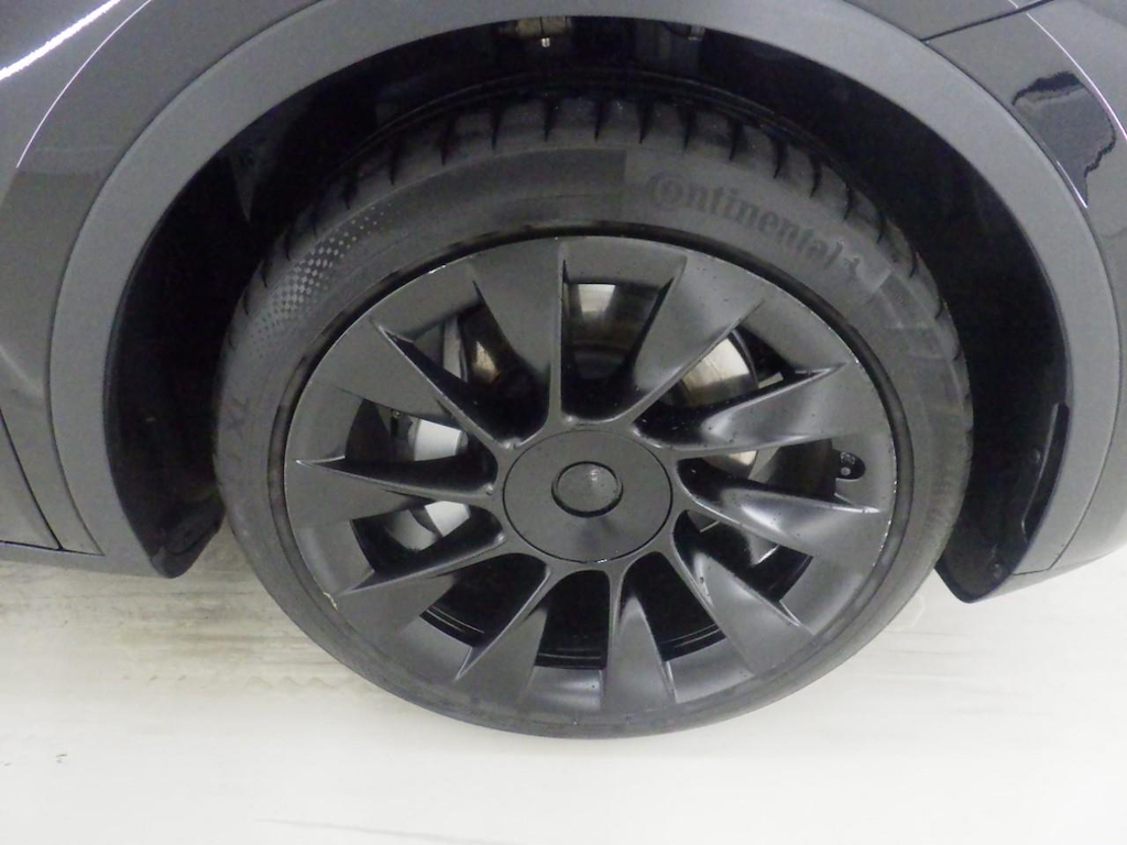 Foto 24 van Tesla Model Y