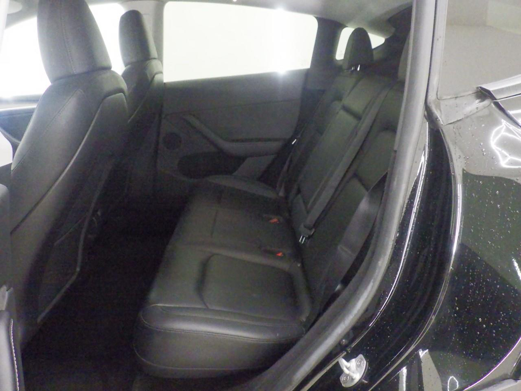 Foto 8 van Tesla Model Y
