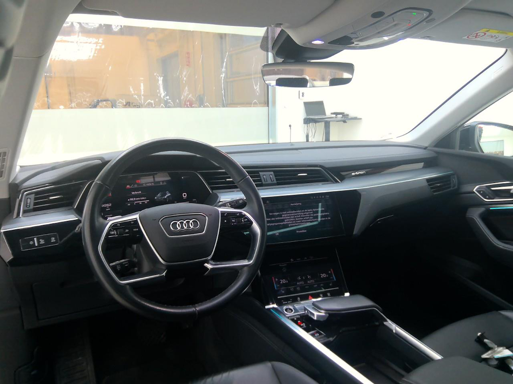 Foto 4 van Audi Q8
