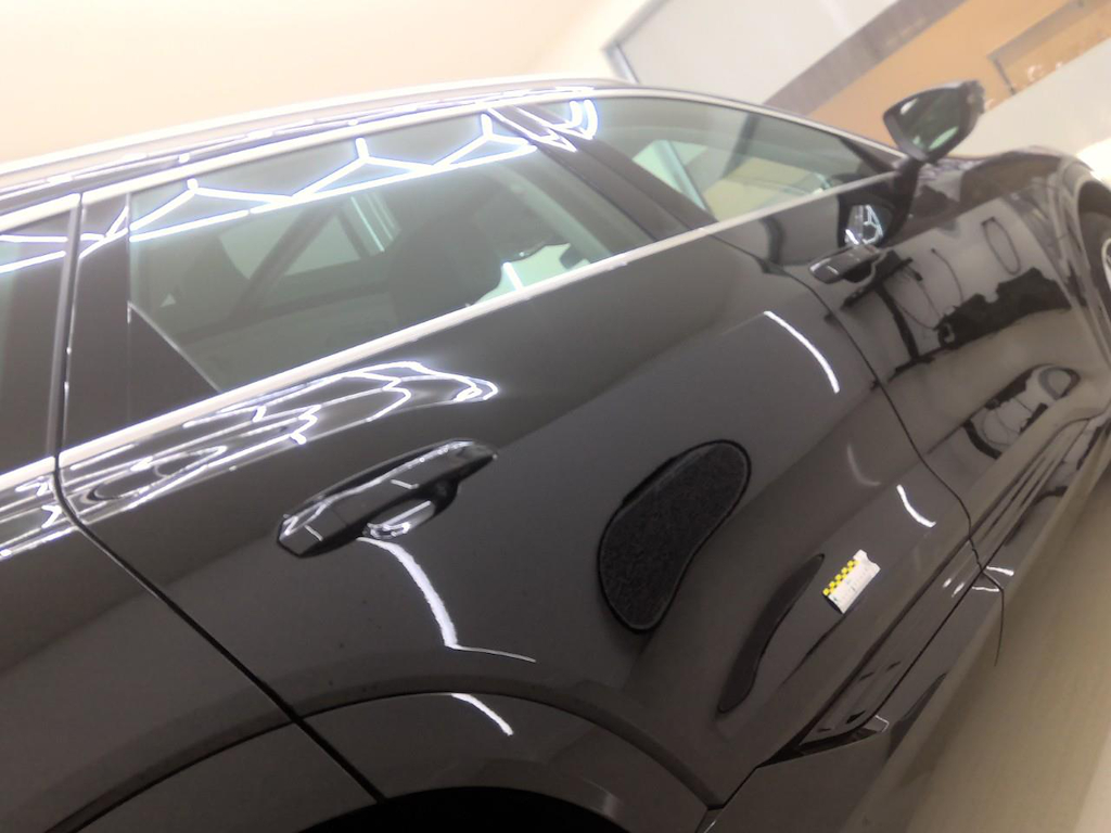 Foto 32 van Audi Q8