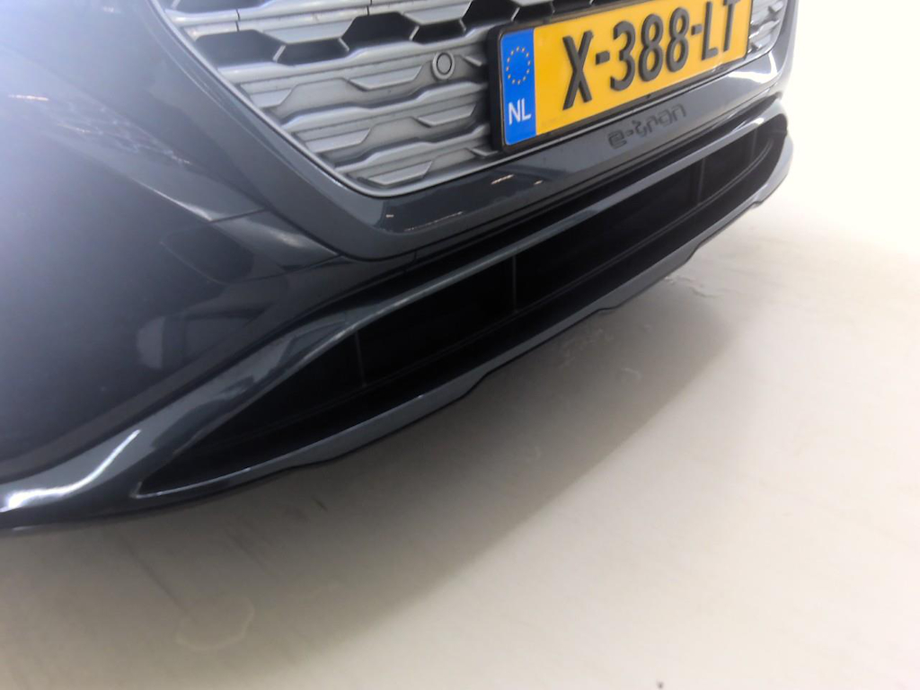 Foto 35 van Audi Q8