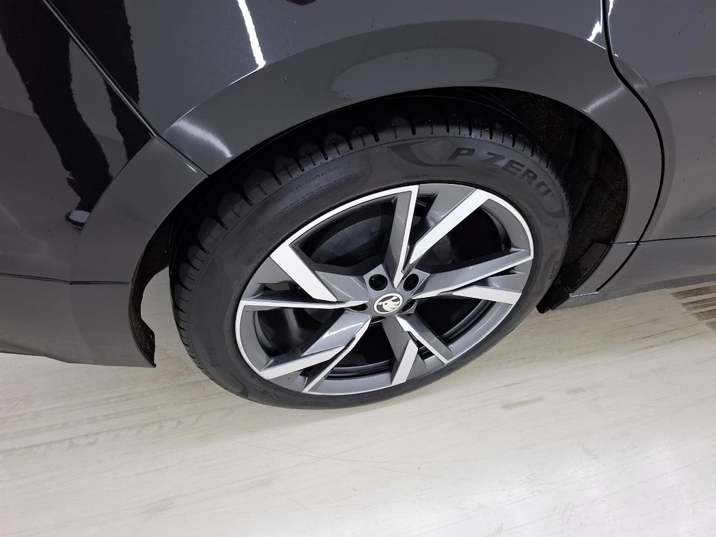 Foto 14 van Skoda Enyaq