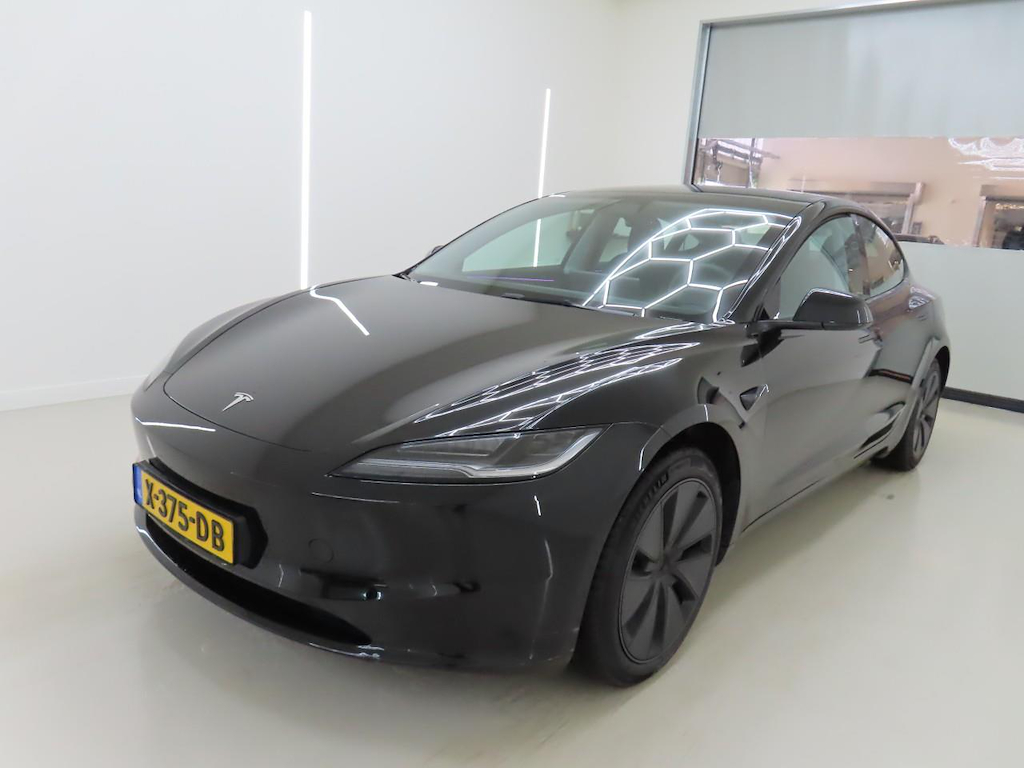 Foto 2 van Tesla Model 3