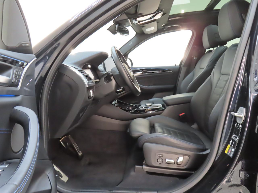 Foto 14 van BMW ix3