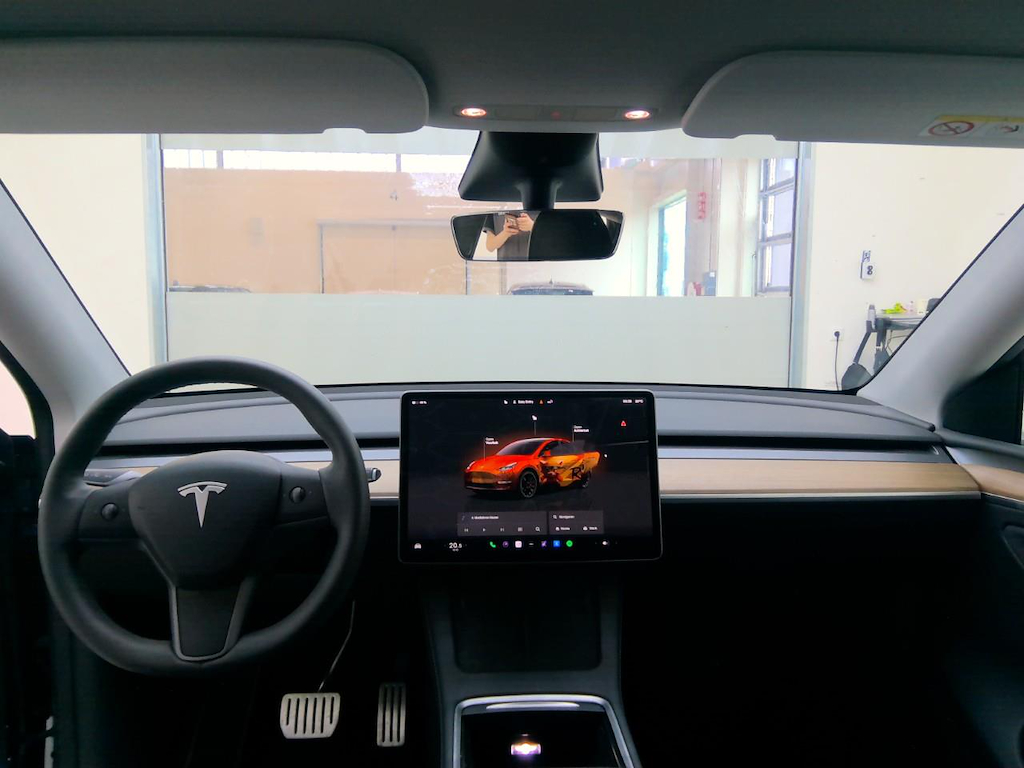 Foto 3 van Tesla Model Y