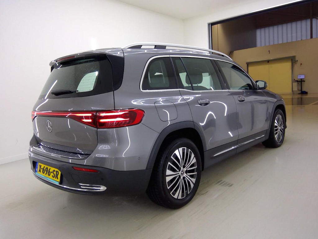 Foto 4 van Mercedes EQB