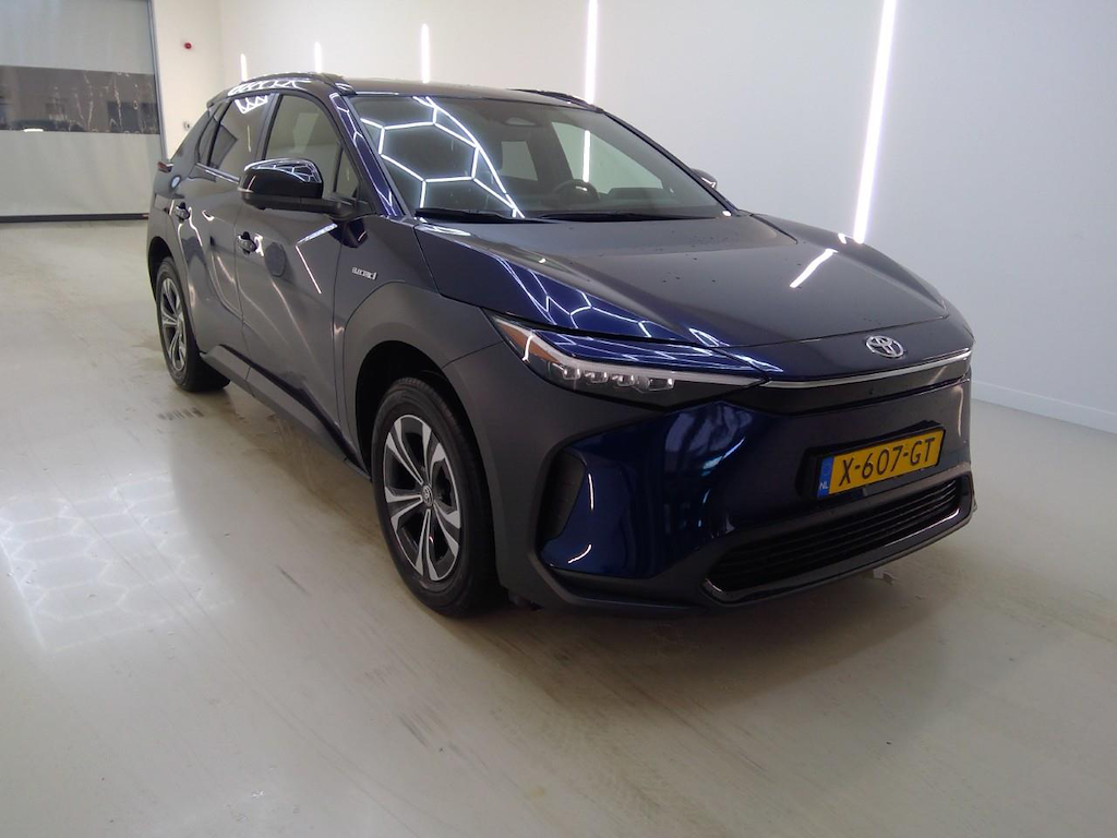 Foto 6 van Toyota bZ4X