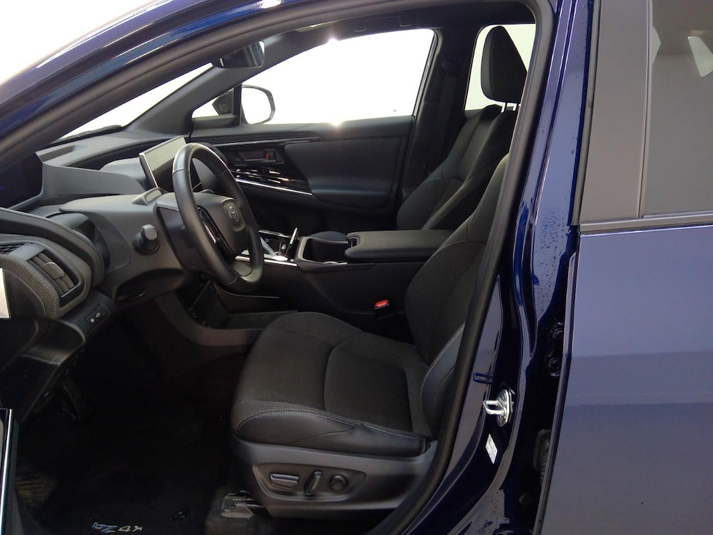 Foto 7 van Toyota bZ4X
