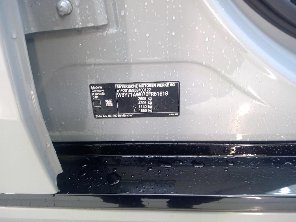 Foto 15 van BMW i4