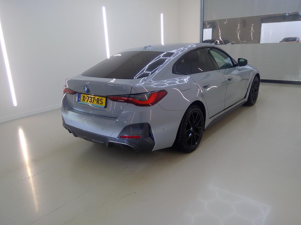 Foto 3 van BMW i4