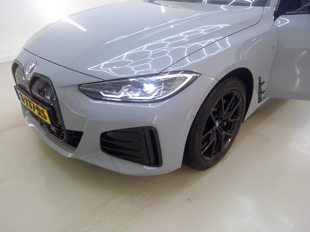 Foto 21 van BMW i4