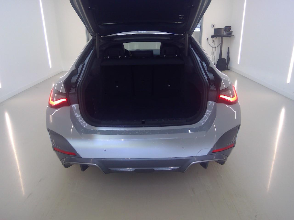 Foto 9 van BMW i4