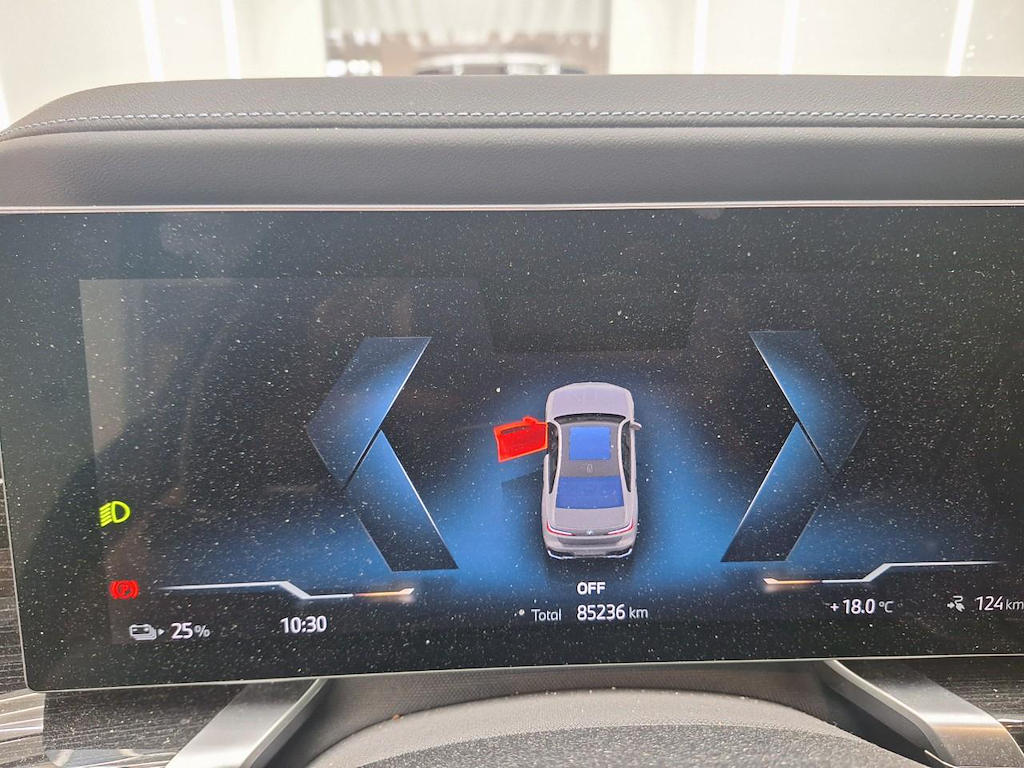 Foto 13 van BMW i7