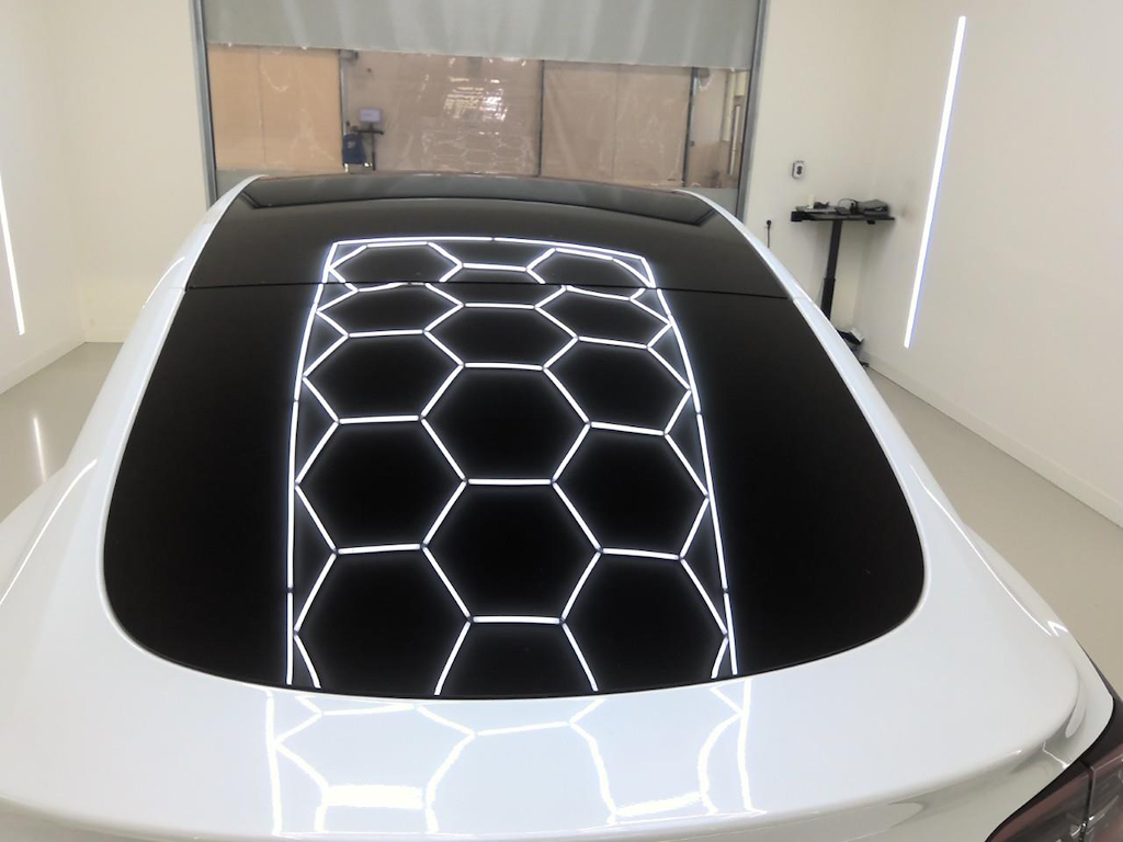 Foto 18 van Tesla Model Y