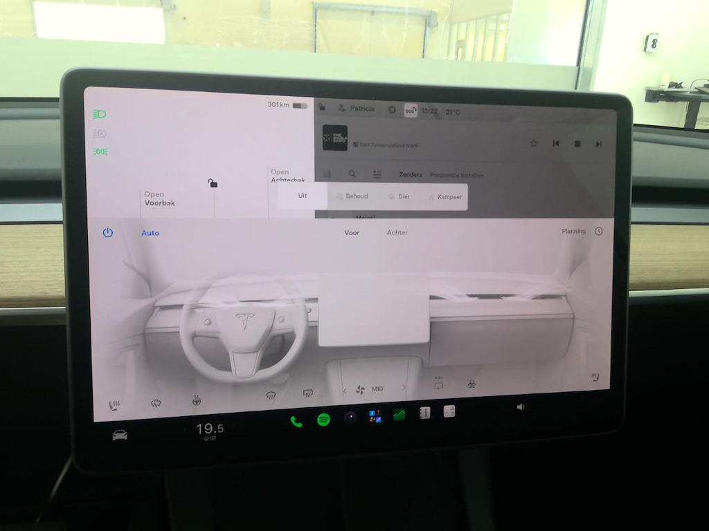 Foto 25 van Tesla Model Y