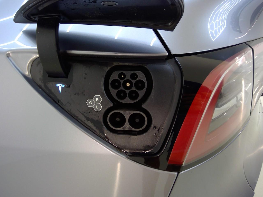 Foto 40 van Tesla Model Y