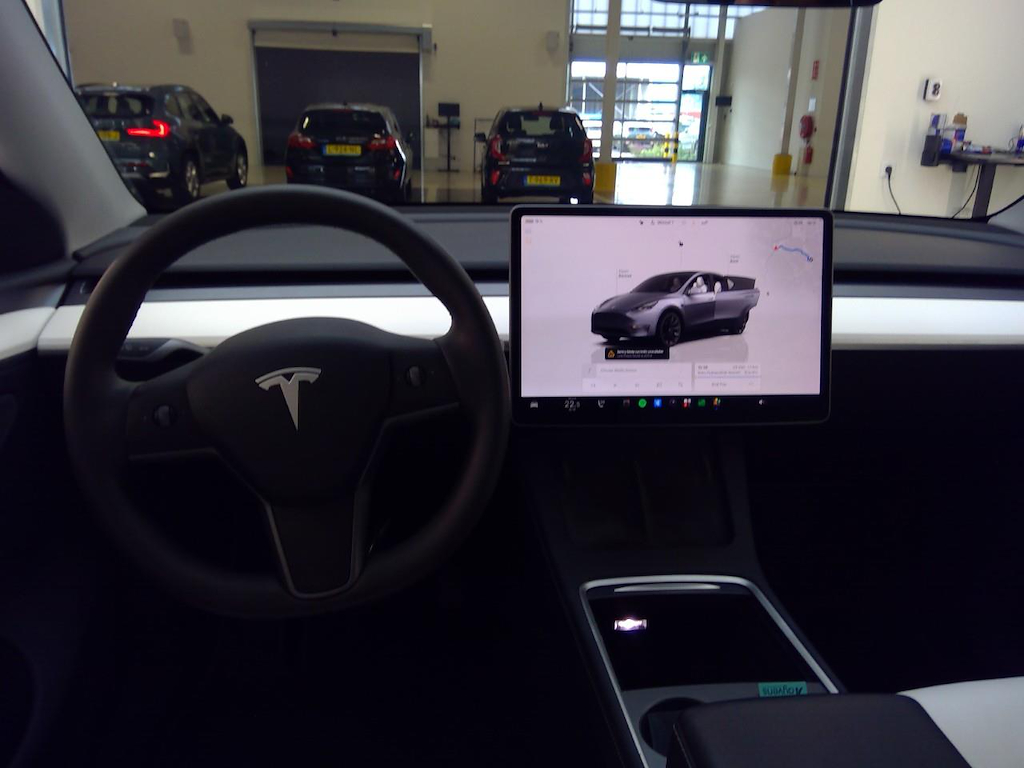 Foto 5 van Tesla Model Y