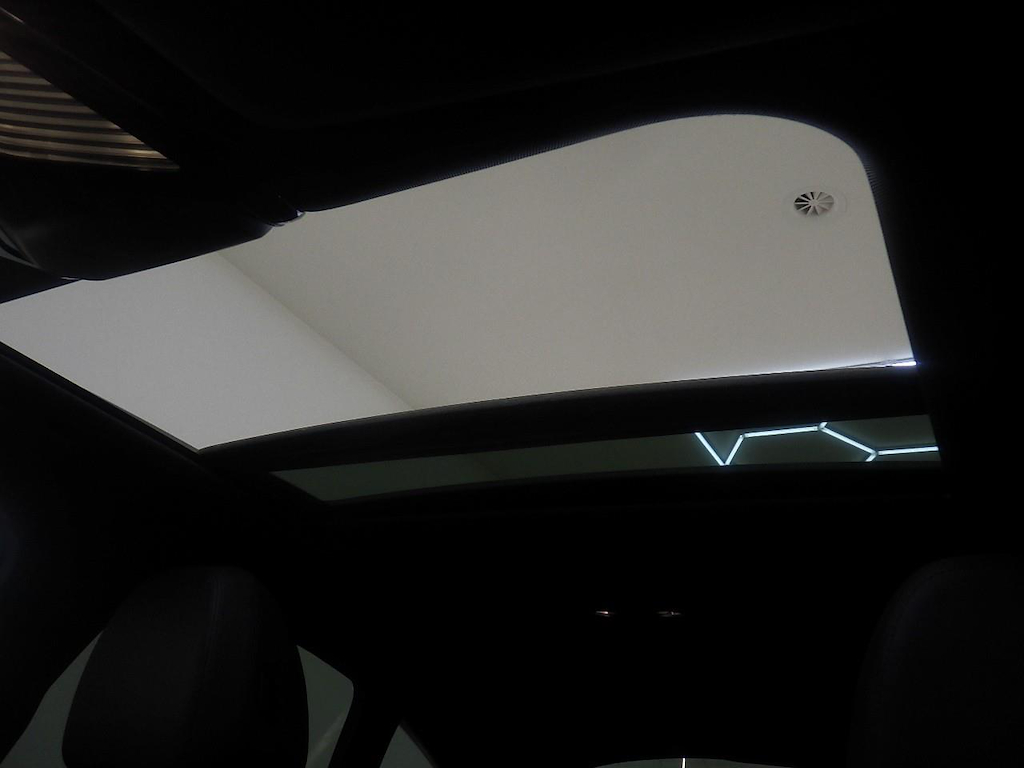 Foto 28 van BMW i4