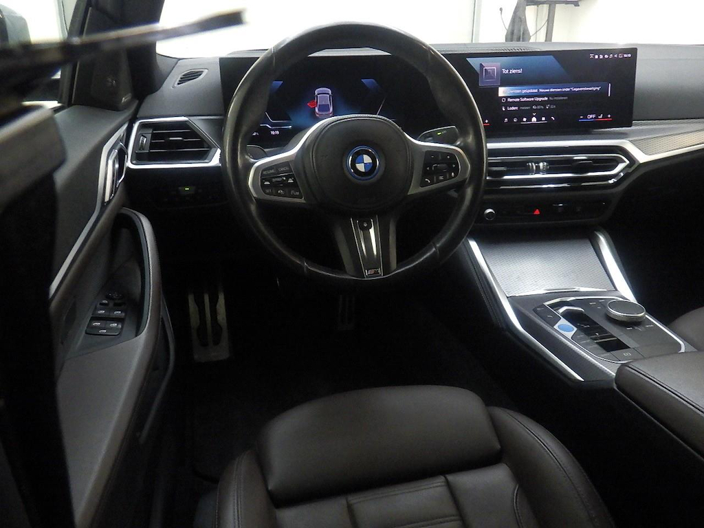 Foto 6 van BMW i4