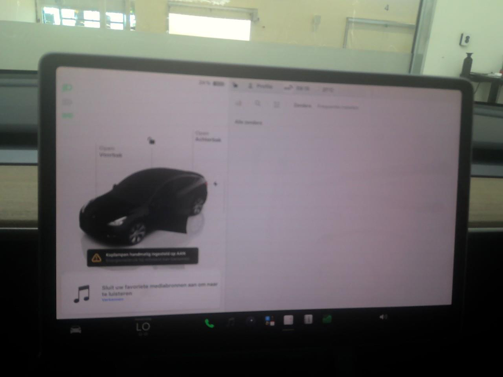Foto 21 van Tesla Model Y