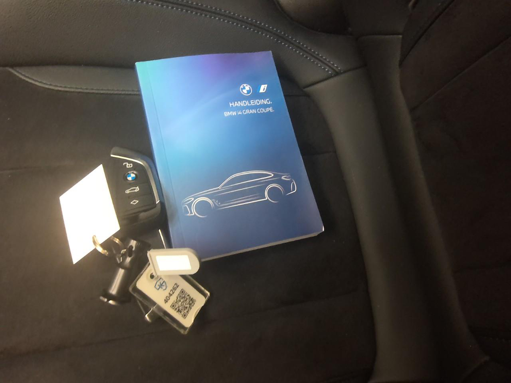 Foto 14 van BMW i4