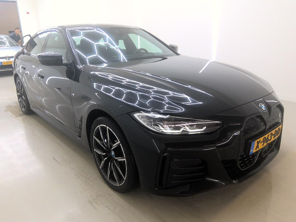 Foto 7 van BMW i4