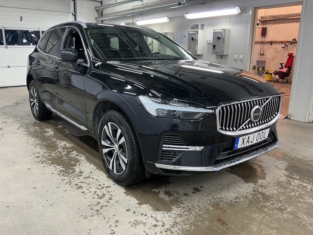 Volvo XC60 Recharge T6 AWD 350hk Core Bright NAV