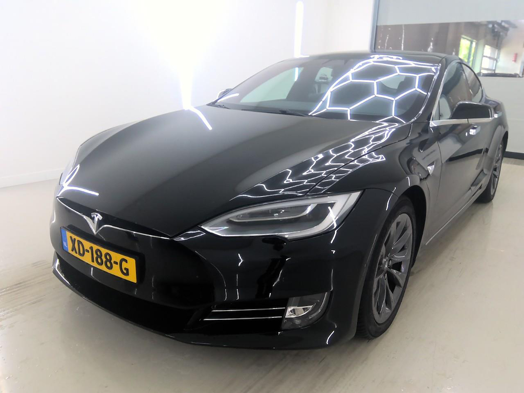 Photo 2 of Tesla Model S